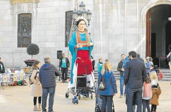 La Geganta Frida, adaptada para sillas de ruedas. Foto: Pere Ferré