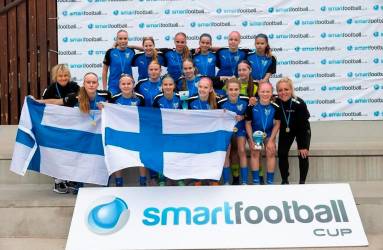 El Orsasport finlandés ganó en sub14 femenino. FOTO: SMART FOOTBALL CUP