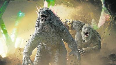 Godzilla y Kong son las estrellas de esta segunda de las tres películas previstas con ambas bestias como protagonistas. foto: warner bros.