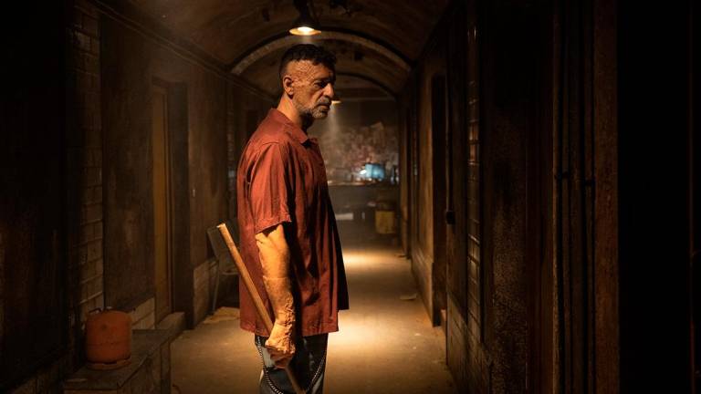 $!Nacho Fresneda interpreta a Ezequiel, un cruel asesino. Foto: Amazon MGM Studios