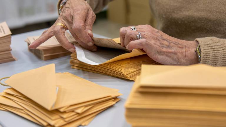 Un total de 9.617 personas han enviado su voto por correo en La Rioja para las elecciones autonómicas y municipales que se celebrarán este domingo, 28 de mayo. Foto: EFE
