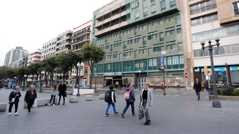 La nueva residencia estará ubicada en el edificio de la antigua Escola Oficial d’Idiomes. Foto: Pere Ferré
