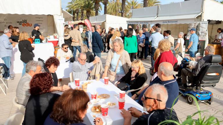 El paseo Jaume I de Salou acogerá a 42 restaurantes del municipio y 40.000 visitantes en la XII edición del Sabor Salou. Foto: Alba mariné