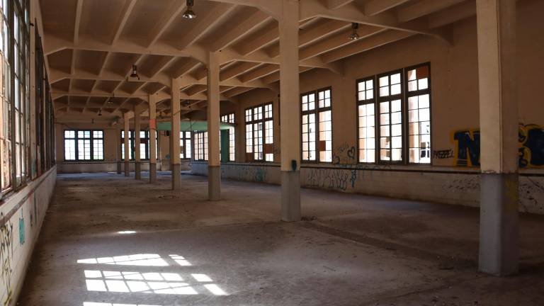 $!El interior de la segunda planta del edificio de la Tabacalera de Tarragona. Foto: Mar Rovira / Eloi Tost / ACN