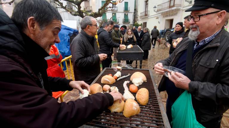 La Festa de la Clotxa, a la plaça de Baix. Foto: Joan Revillas