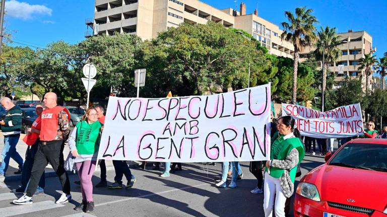 Una manifestació en contra de desallotjar la ICASS. FOTO: Alfredo González