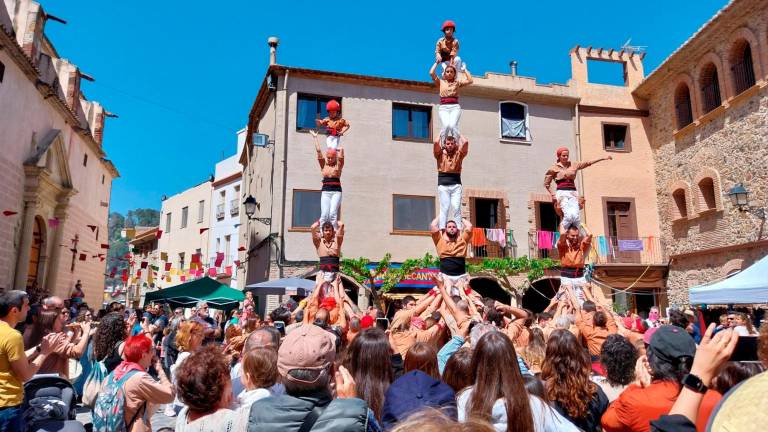 Els Xiquets de Reus han fet exhibició castellera a la plaça de Riudecanyes, durant el Tastaverd. FOTO: M.P.