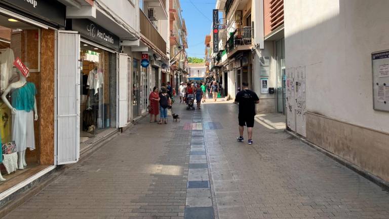 Los hechos ocurrieron en la calle De Vilamar, en Calafell Platja. Foto: J.M.B./DT