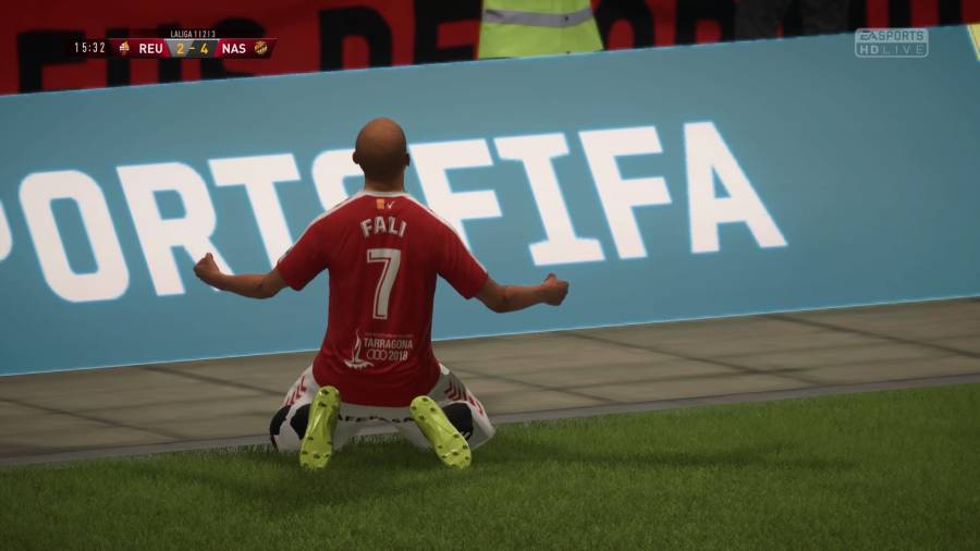Fali celebra un gol en el FIFA 18.&nbsp;