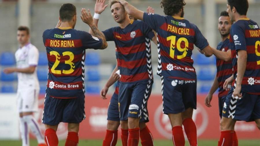 David Querol, festejando el gol que marcó el domingo con el Llagostera frente al Numancia. Foto: Diari de Girona