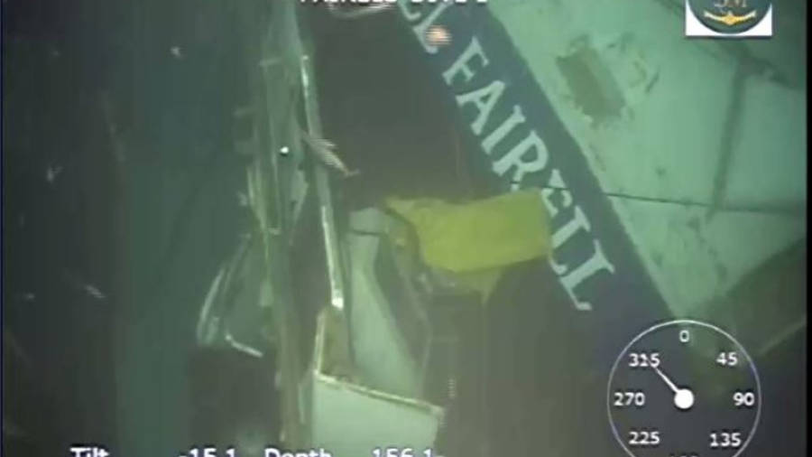 Imatge del Fairell, el pesquer enfonsat dilluns després de ser envestit per un mercant rus, feta pel vehicle submarí de control remot 'ROV Comanche'.