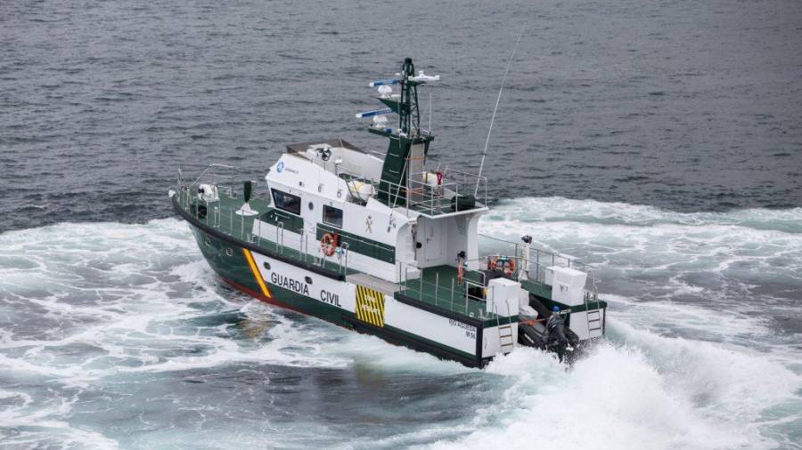 El grupo especial de actividades subacuáticas de la Guardia Civil ha localizado el cadáver a 40 metros de profundidad.