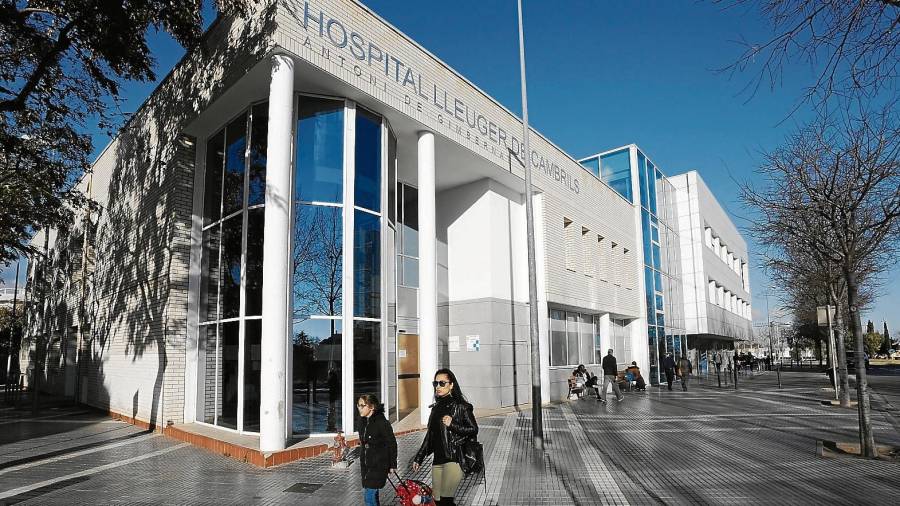 El sindicato USITAC reclama más personal en ginecología en el Hospital Lleuger de Cambrils. FOTO: Pere Ferré