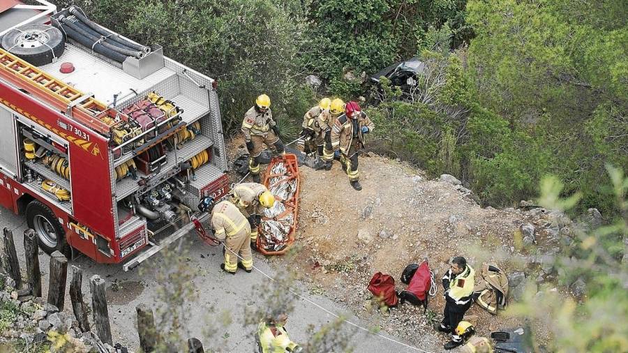 Uno de los accidentes mortales en les Terres de l’Ebre el pasado 2018, en Xerta. FOTO: joan revillas