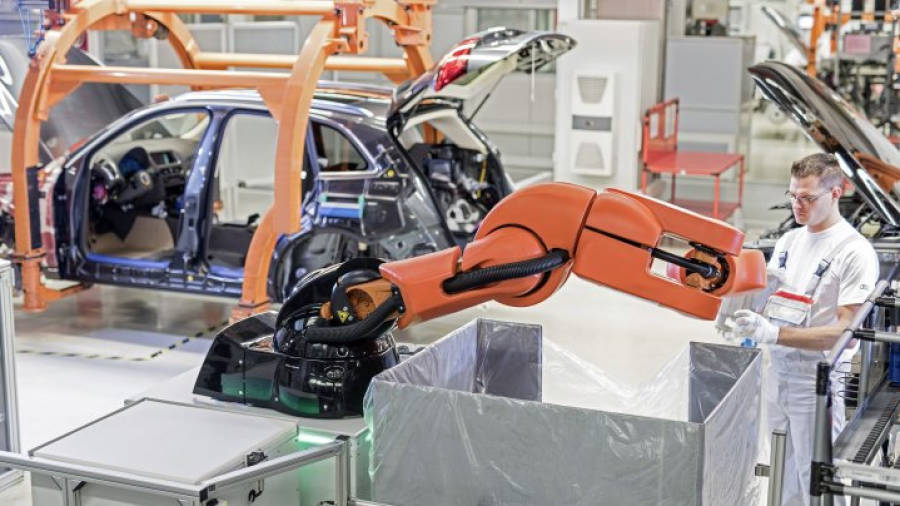 Audi está planificando sucesivas aplicaciones de la cooperación hombre-máquina también en el resto de sus centros.
