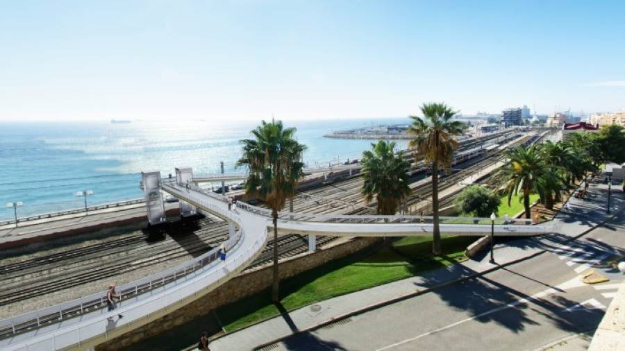 Imagen de lo que será la futura pasarela que unirá el centro de la ciudad con el paseo marítimo. Foto: dt
