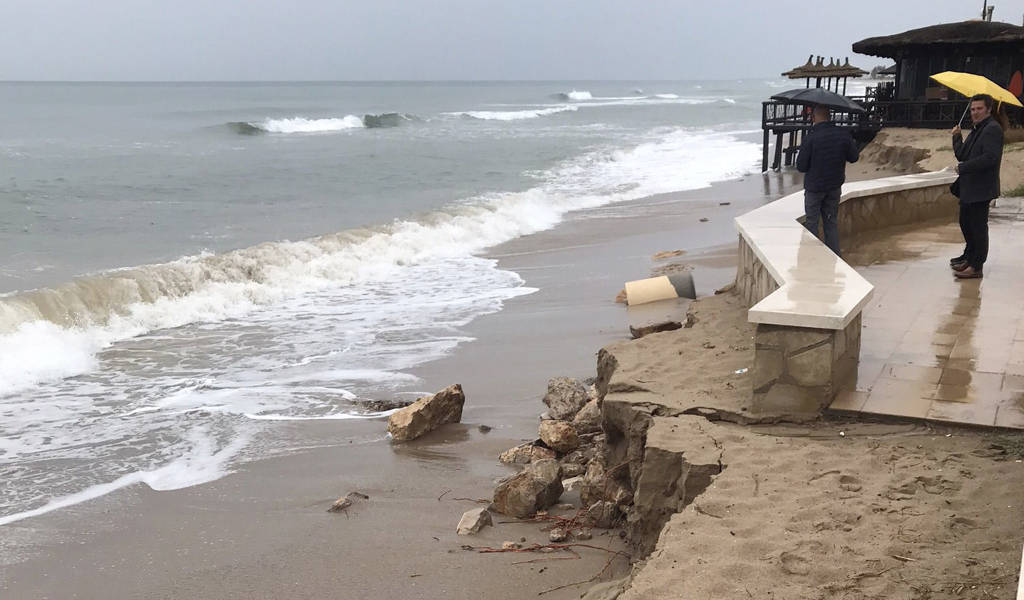 Roda de Berà preocupada per la desaparició parcial de la platja LLarga