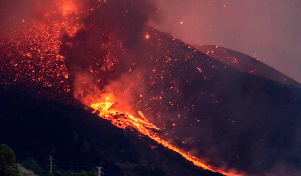 El volcánde La Palma entra en fase explosiva extrema
