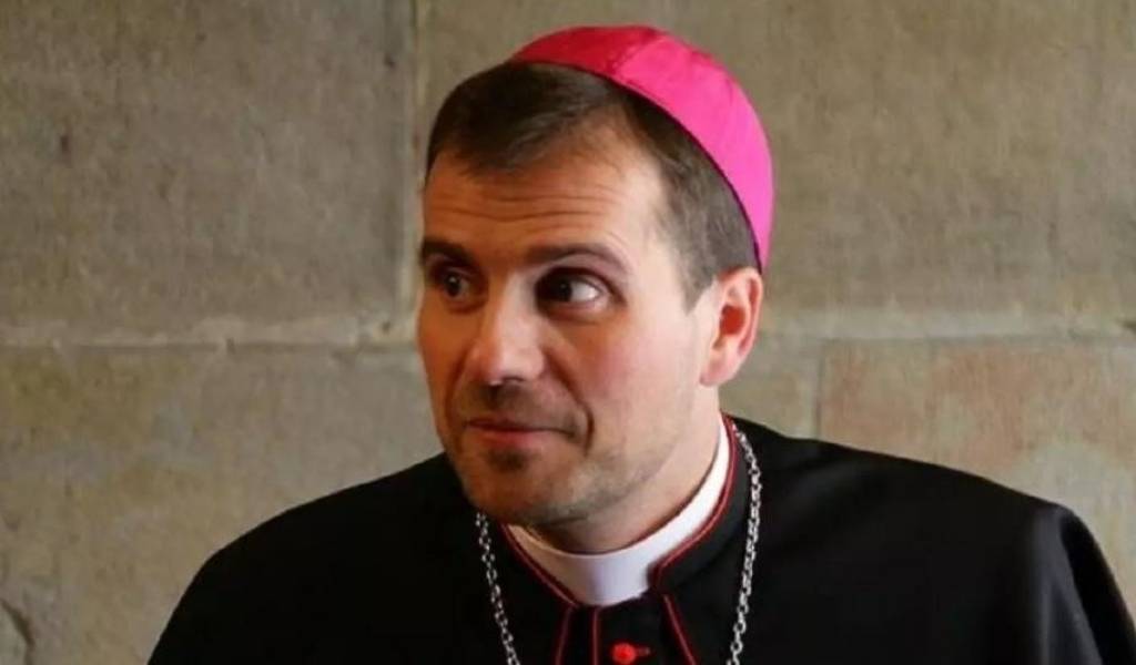 El obispo de Solsona presenta solicitud para casarse por lo civil
