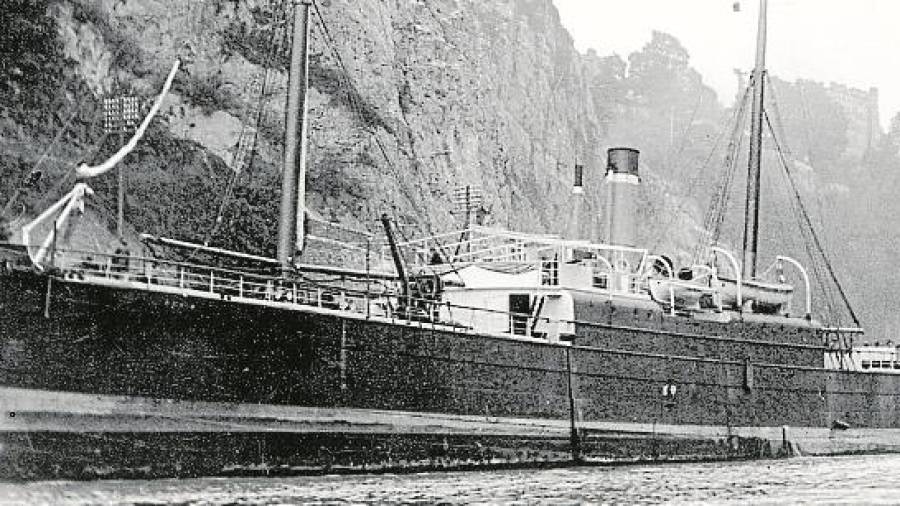 El vapor brit&aacute;nico Perim, naufragado el 21 de octubre de 1917 cerca del cabo de Salou. FOTO: Col&bull;lecci&oacute; J.M. Castellv&iacute;
