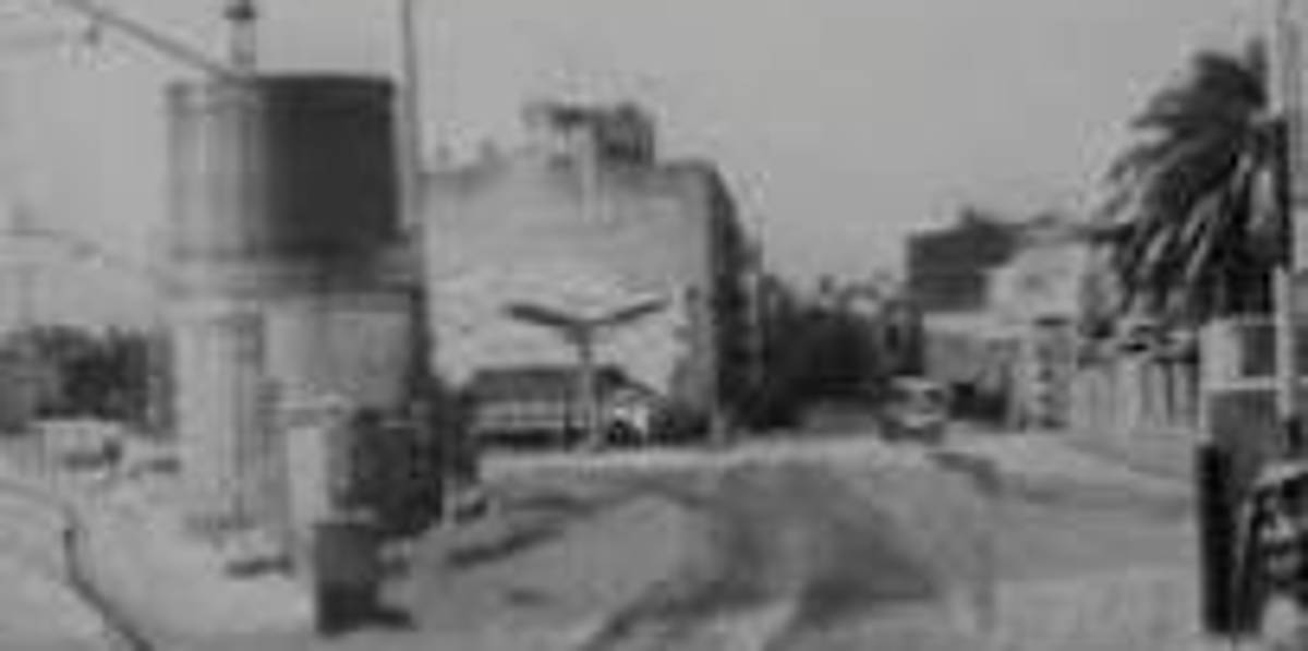 Una gasolinera en la calle Doctor Robert. en diciembre de 1962, cuando la nevada. FOTO: JAUME DOMINGO MULET Una gasolinera en la calle Doctor Robert. en diciembre de 1962, cuando la nevada. FOTO: JAUME DOMINGO MULET
