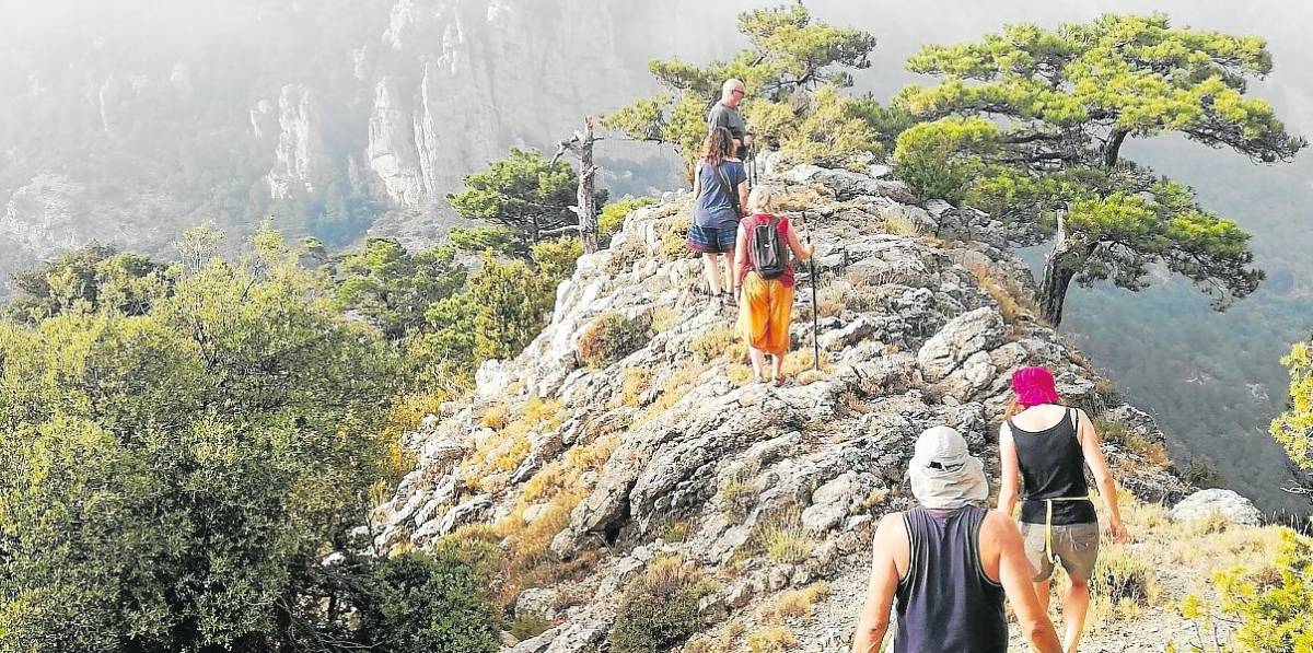 El Mont Caro esconde rutas y excursiones para todos los niveles. foto: NATHALIE GAUTIER