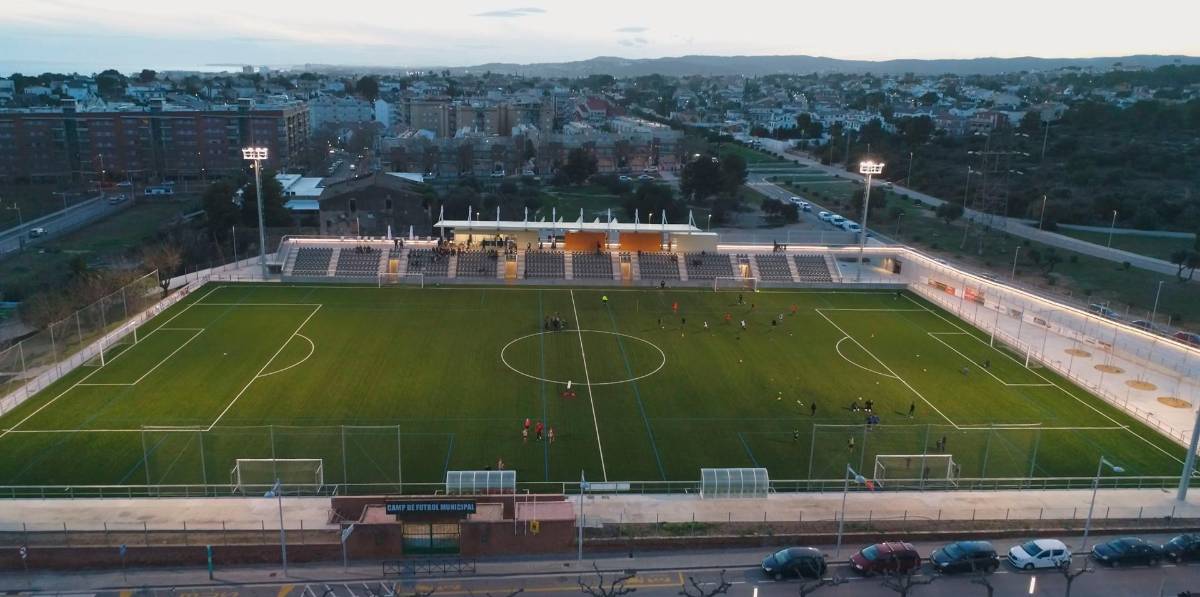 El campo de fútbol de Calafell. El campo de fútbol de Calafell.