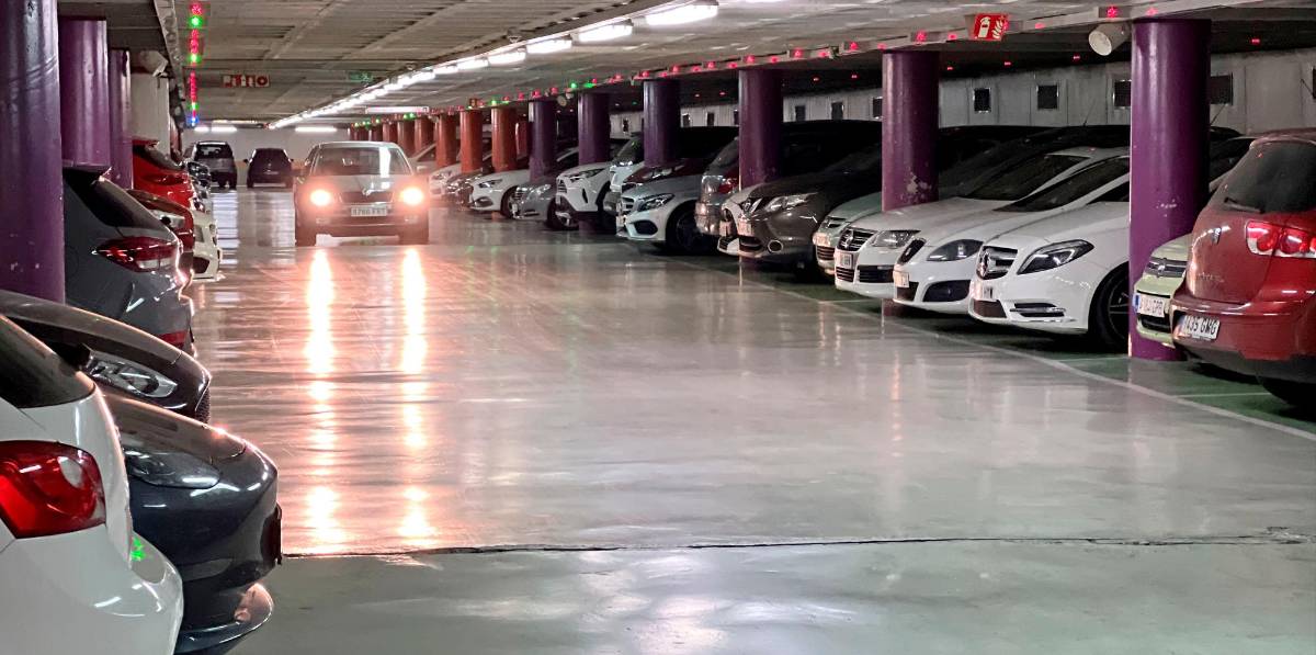 2009-reus-parkings-3_241-1214892_20230919205900.jpg
