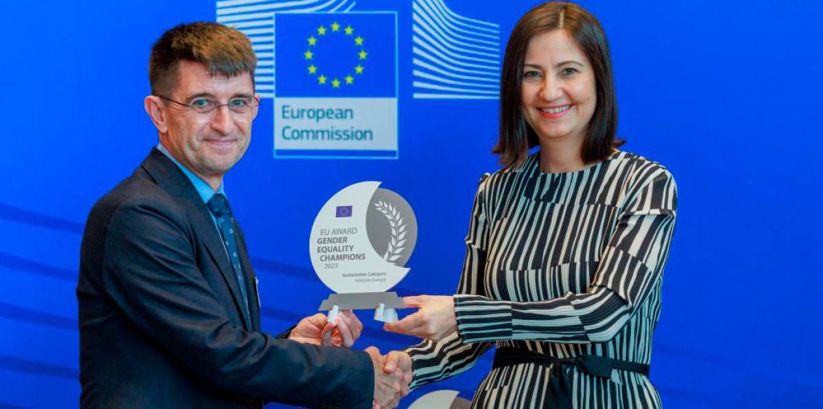 The European Commission awards URV with the EU Gender Equality Champions Award