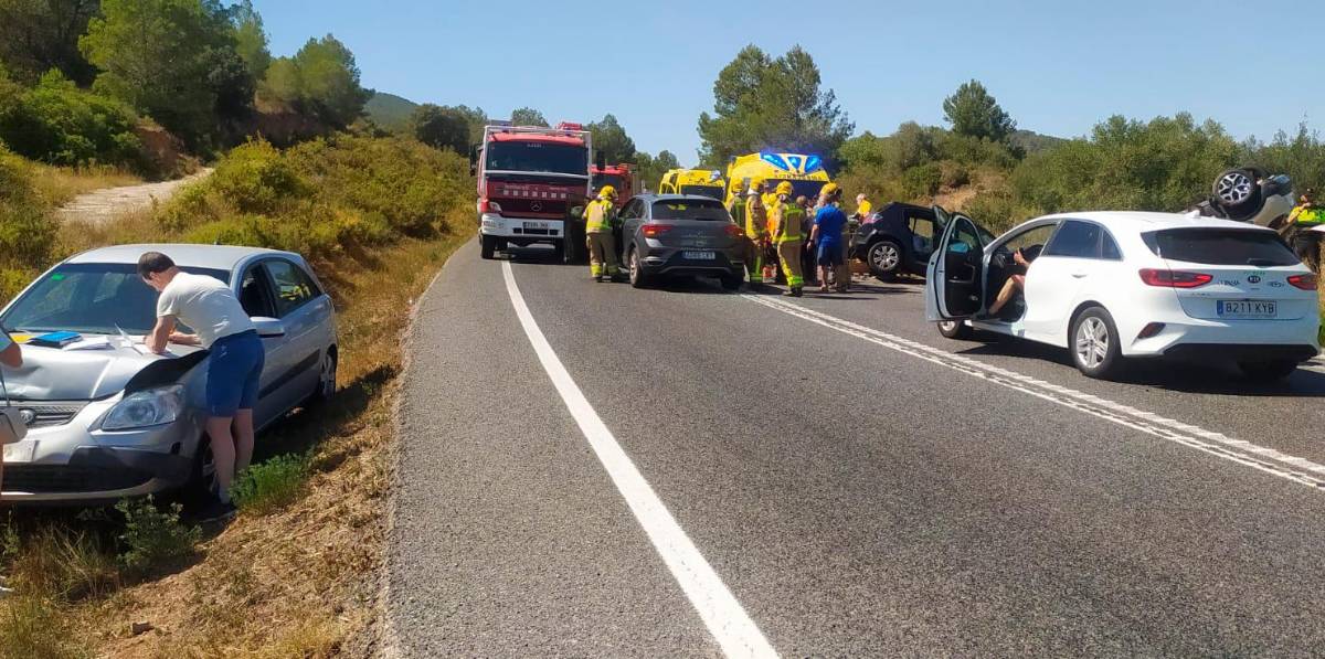El accidente ha registrado cinco personas heridas. Foto: DT El accidente ha registrado cinco personas heridas. Foto: DT