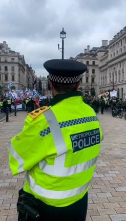 Un agente de la Policía Metropolitana de Londres. Foto: X