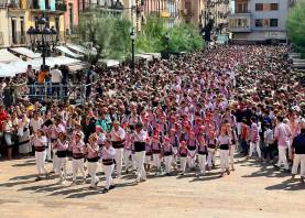 La Plaça de la Font, llena. Foto: Alfredo González
