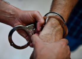 El hombre podría ser acusado de un delito de tentativa de asesinato.