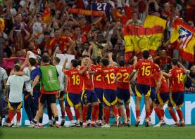 España quiere alzar su cuarta Eurocopa de la historia. Foto: EFE
