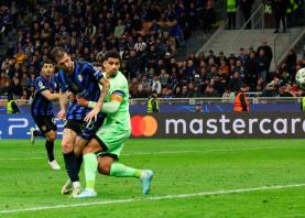 La jugada del gol del empate de Acerbia solo dos minutosdel final que mató al FC Barcelona.