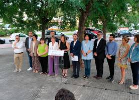 L’alcaldessa i l’equip de govern municipal de Reus durant la presentació del balanç dels seus primers cent dies d’actuació. Foto: Fabián Acidres