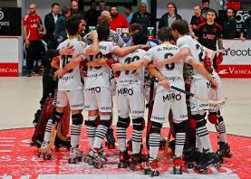 La conjura del Reus Deportiu en el duelo anteel Benfica. FOTO: a. gonzález