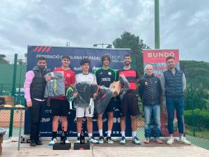 Los finalistas masculinos del torneo. FOTO: FCP