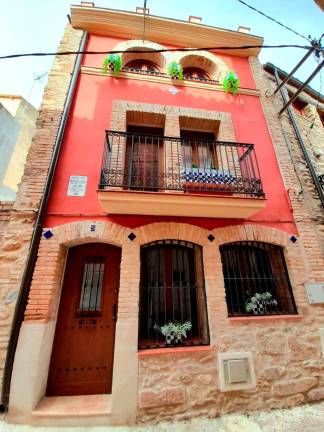Cal Passió, la casa noucentistade Vimbodí i Poblet que reneix en allotjament turístic