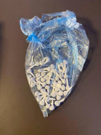 La bolsa con las dosis de heroína incautadas. Foto: Guàrdia Urbana de Reus