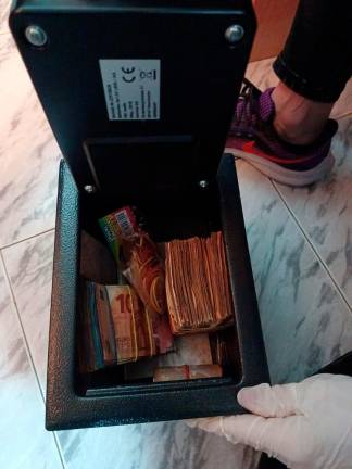 Los billetes en la caja fuerte. Foto: Guàrdia Urbana