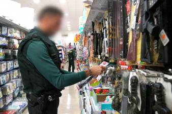La Guardia Civil requisa en Tarragona cerca de 600 juguetes por etiquetado “confuso”