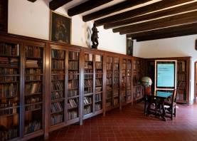 La biblioteca del castillo d’Escornalbou. FOTO: S. García