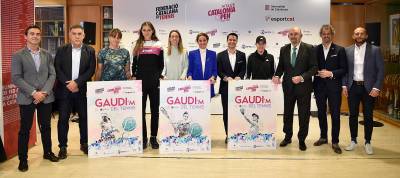 Los asistentes a la presentación del torneo, que lleva el reclamo ‘Gaudi’m del tennis’. Foto: FCT