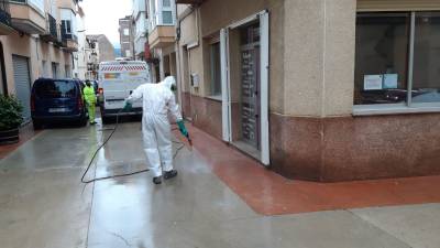 Neteja dels carrers de Bot, Terra Alta. FOTO: Diputaci&oacute; de Tarragona