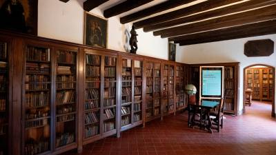La biblioteca del castillo d’Escornalbou. FOTO: S. García