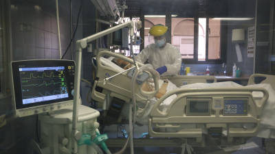 El Hospital de Santa Tecla amplía la capacidad de las UCI a partir del lunes. FOTO: PERE FERRÉ