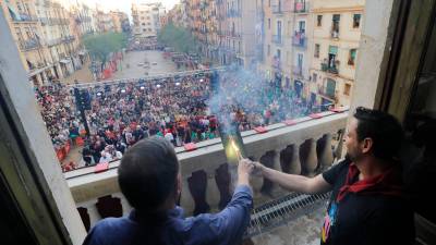 La encendida de La Tronada ha dado inicio a las fiestas. FOTO: Pere Ferré