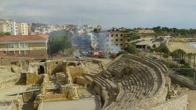 Los bomberos en la zona del Amfiteatre, Foto: Cedida