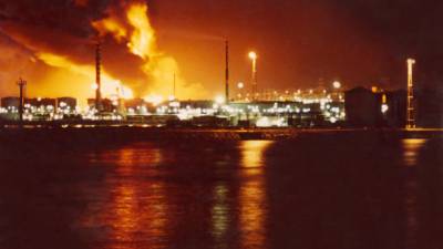 L’explosió del 12 de juny de 1987 va provocar flamesde 150 metres. FOTO: arxiu